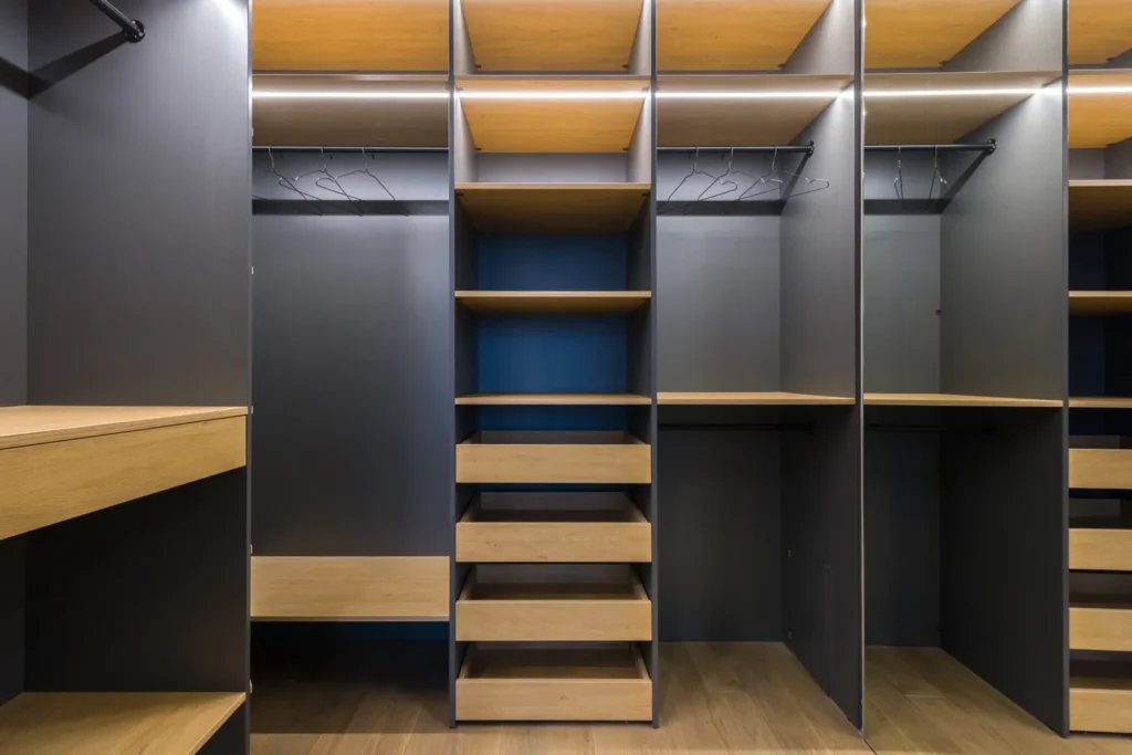 Walk-in wardrobe system with shelves and drawers